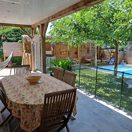 Sud Piscine Villa